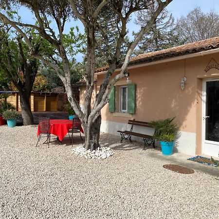 Gite 135 C Саррьян Экстерьер фото